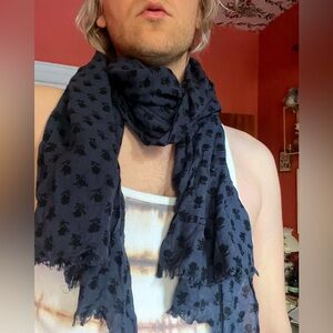 Coach Badlands Floral Rose Print Scarf Navy Indigo Linen Cotton Blend